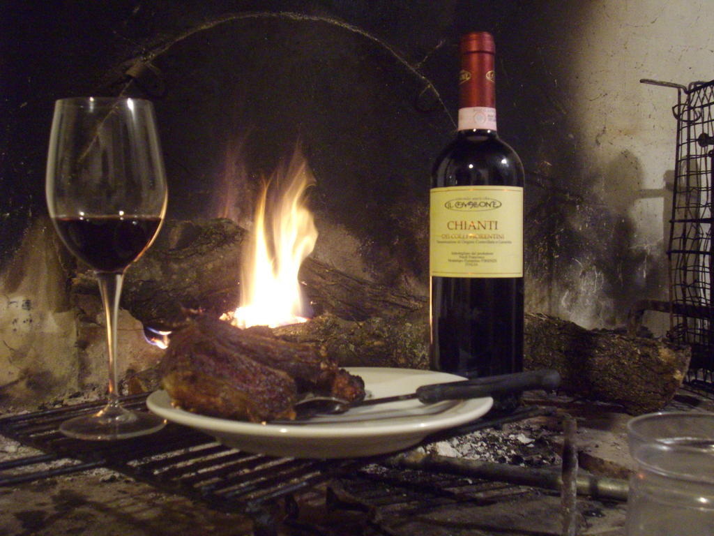הוילה מונטלופו פיורנטינו Agriturismo Il Cavallone מראה חיצוני תמונה